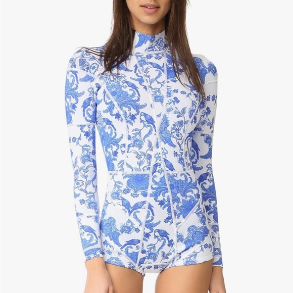 Cynthia Rowley Other - Cynthia Rowley Blue and White China Print Wetsuit